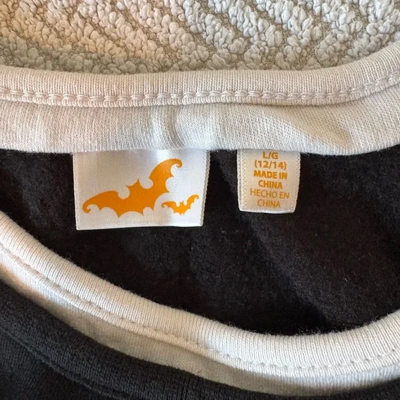 Embroidered Halloween Black Women's Vintage Sweater - Picture 6 of 7